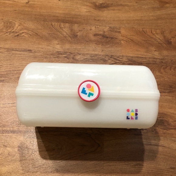 Caboodles Handbags - Retro White Caboodle with Pink Handle